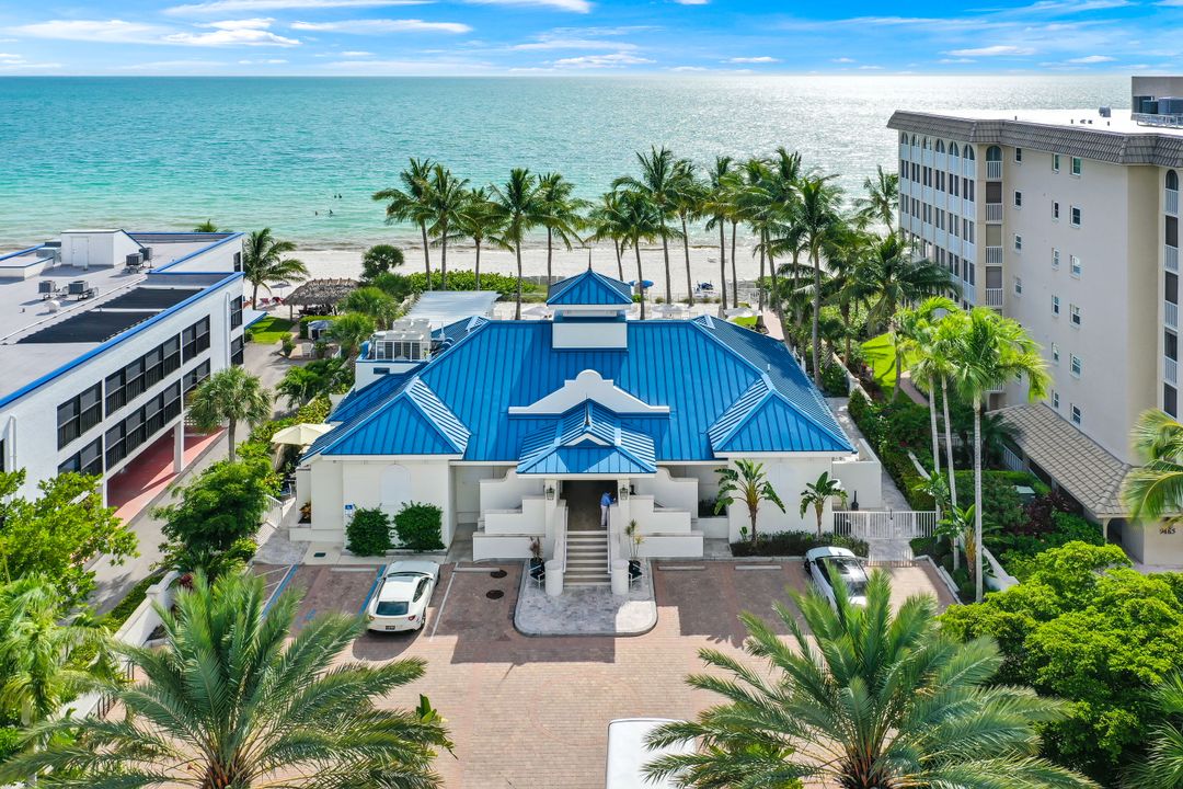 295 Grande Way #104, Naples, FL 34110