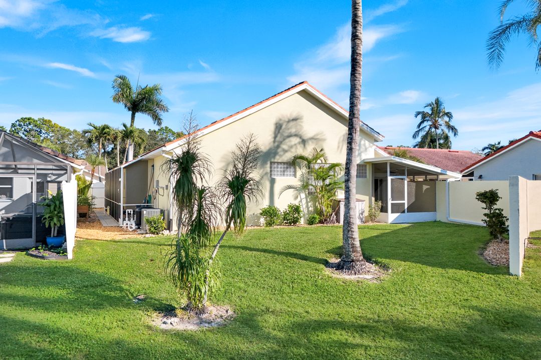 1201 Jardin Dr, Naples, FL 34104