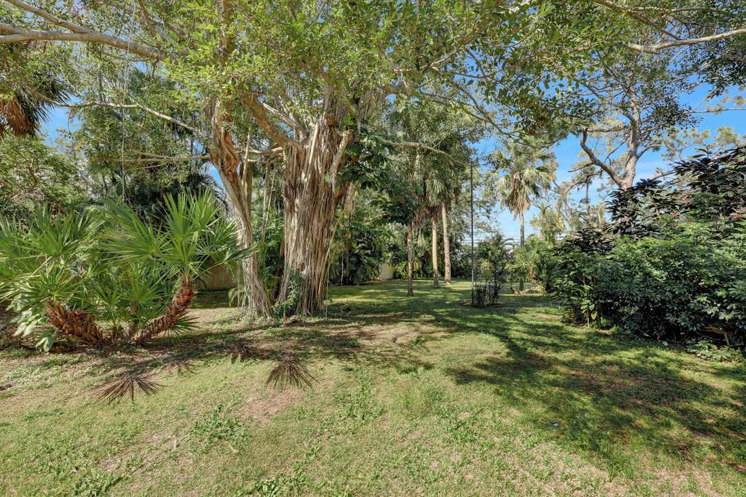 113 Pinebrook Dr, Fort Myers, FL 33907