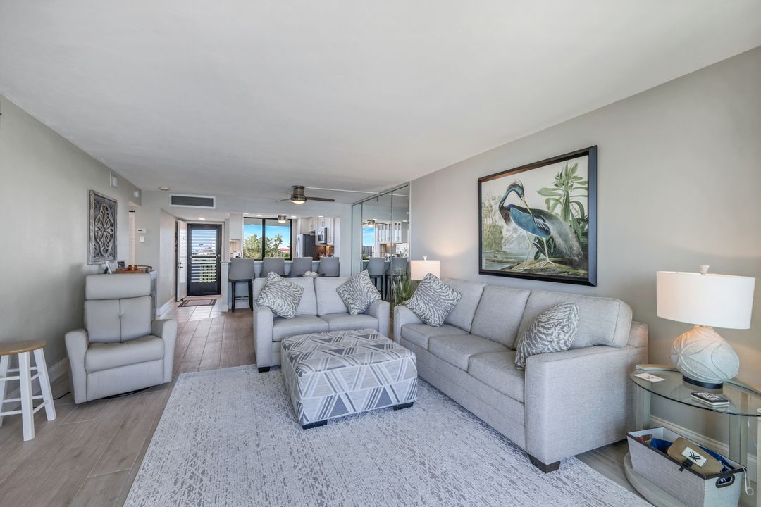 4253 Bay Beach Ln #4F, Fort Myers Beach, FL 33931