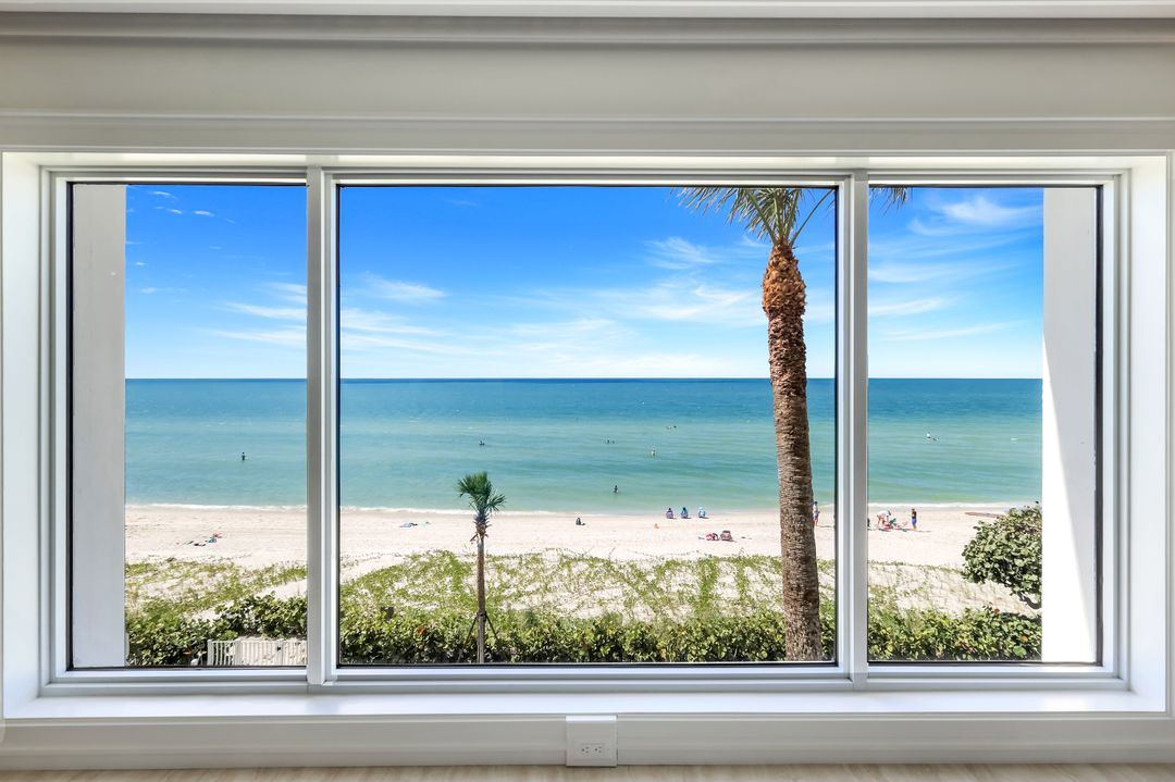 1285 Gulf Shore Blvd N #3B, Naples, FL 34102