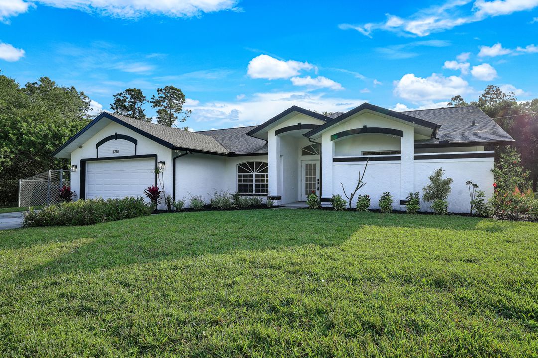 1210 Irving Ave, Lehigh Acres, FL 33972