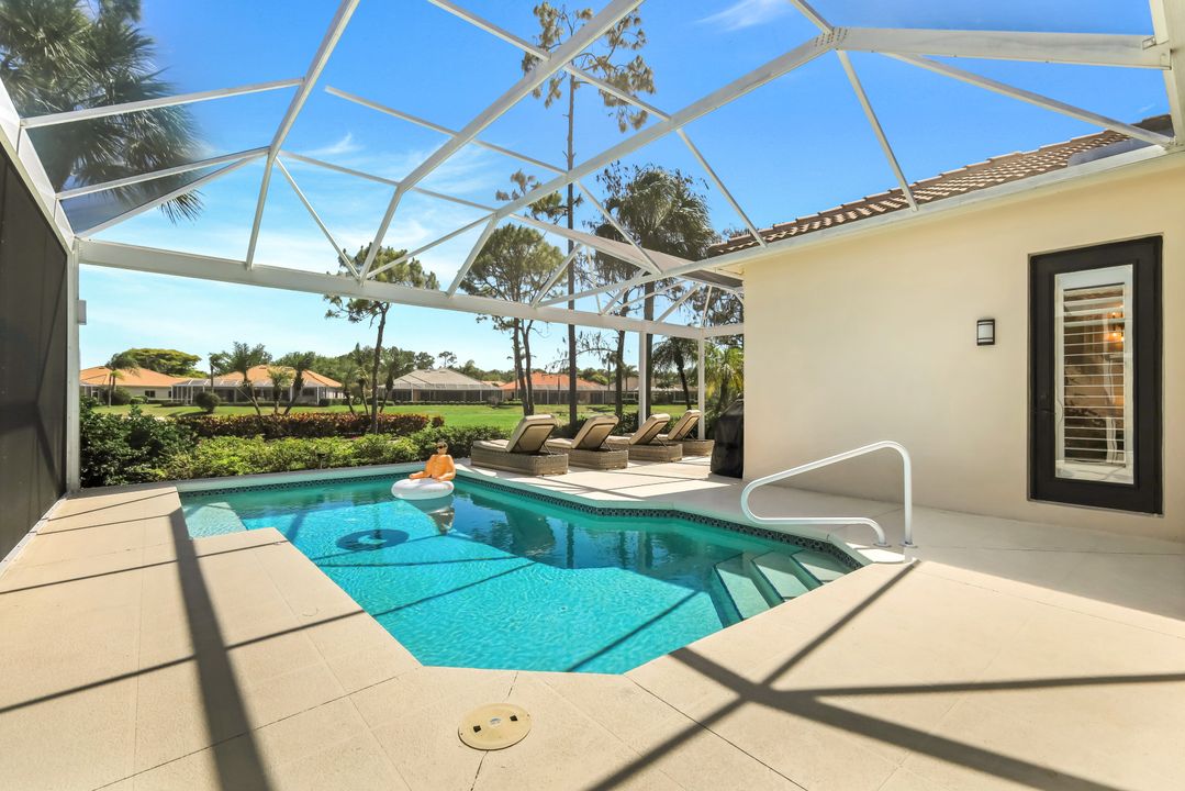8586 Gleneagle Way, Naples, FL 34120