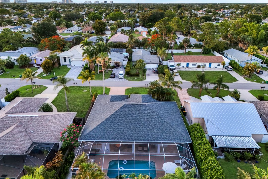 778 95th Ave N, Naples, FL 34108