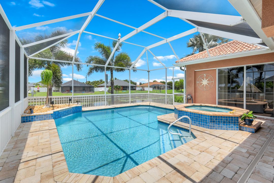 3214 SW 11th Pl, Cape Coral, FL 33914