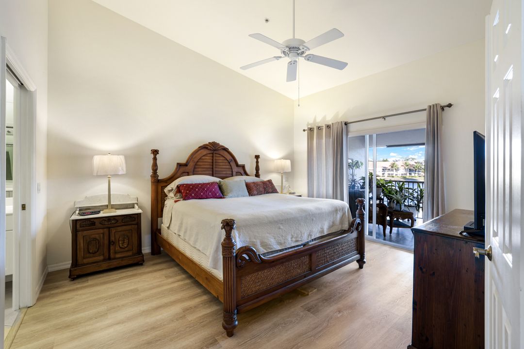 2347 Hidden Lake Ct #6, Naples, FL 34112