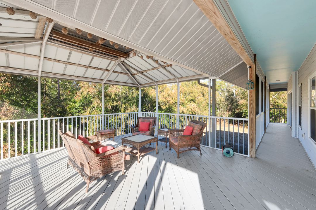 13731 E Terry St, Bonita Springs, FL 34135