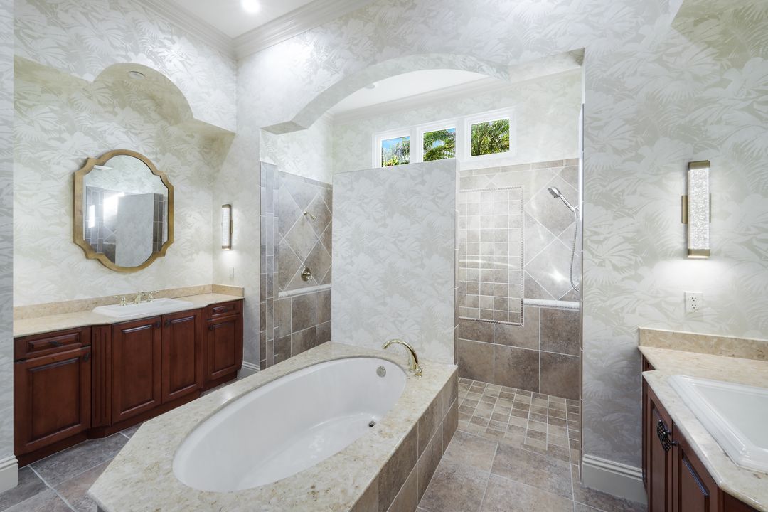 18571 Verona Lago Dr, Miromar Lakes, FL 33913