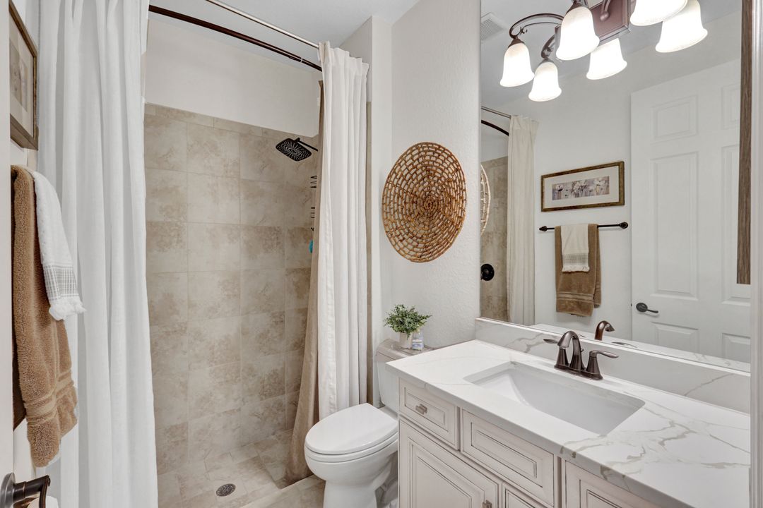 28561 Westmeath Ct, Bonita Springs, FL 34135