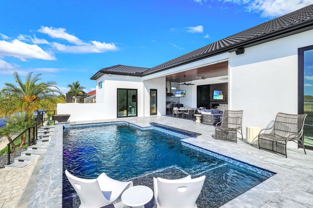 3806 NW 4th St, Cape Coral, FL 33993