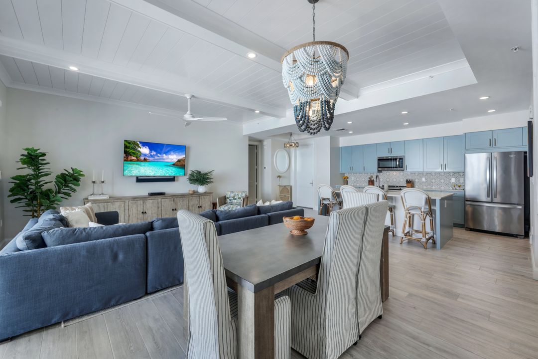 1111 Central Ave #514, Naples, FL 34102