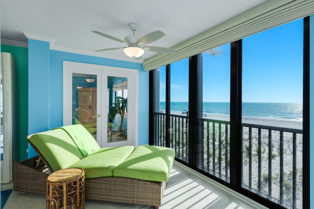 9715 Gulf Shore Dr #104, Naples, FL 34108