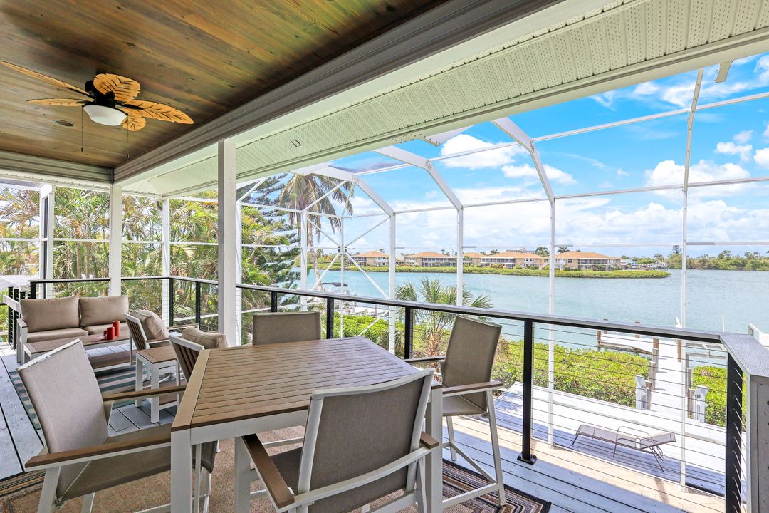 418 Panay Ave, Naples, FL 34113