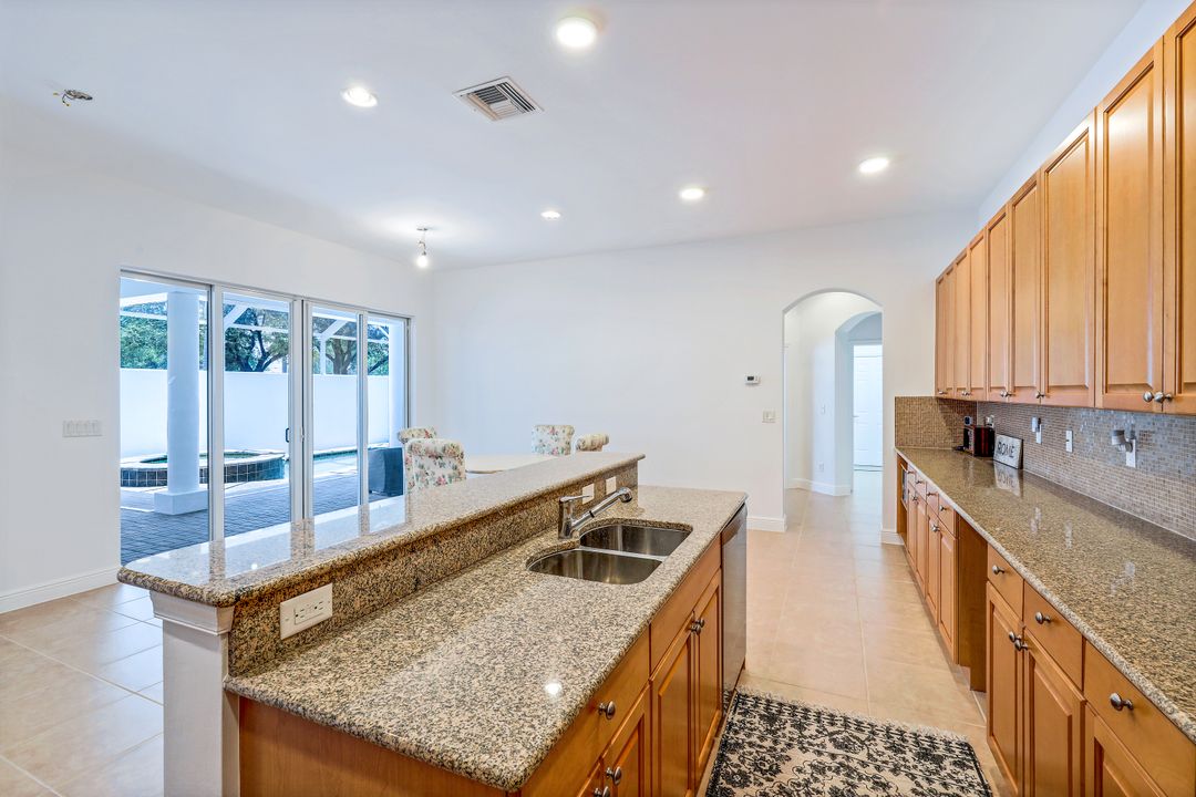 5593 Kensington Loop, Fort Myers, FL 33912