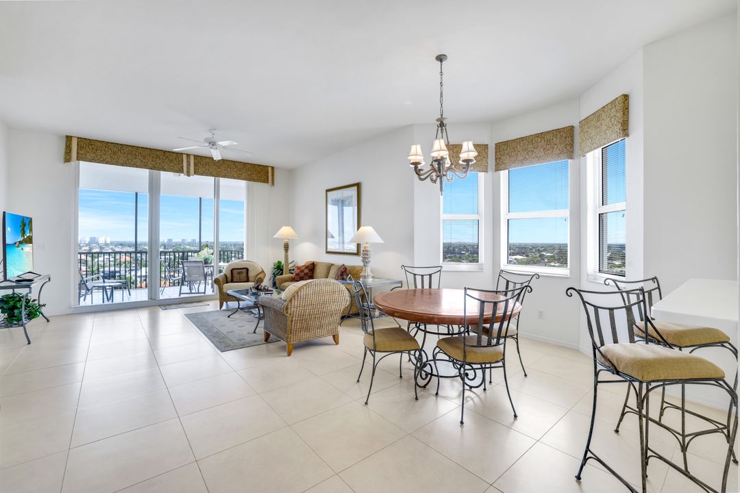 410 Flagship Dr #1206, Naples, FL 34108