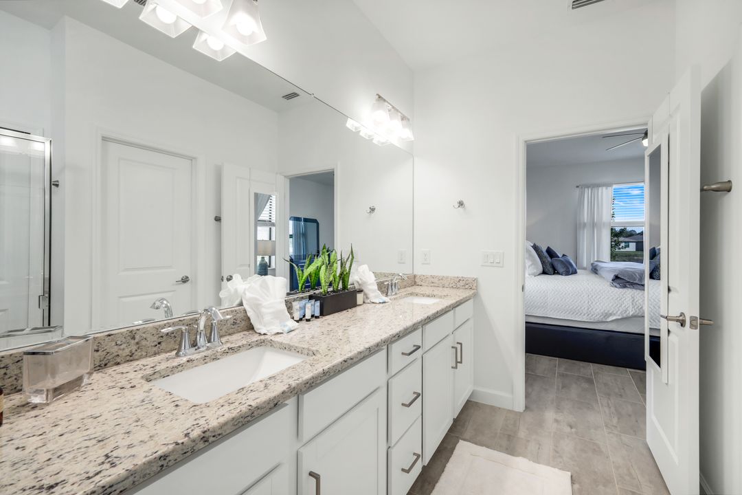 11311 Timber Creek Dr, Fort Myers, FL 33913