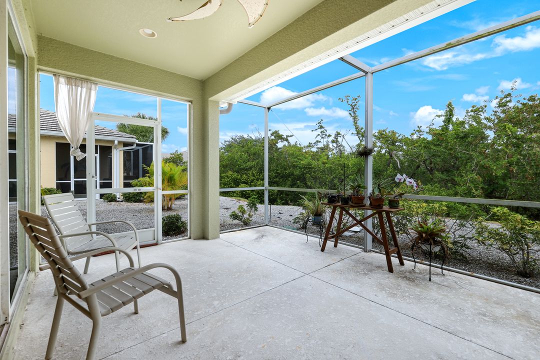 10436 Peso Del Rio Dr, Fort Myers, FL 33908