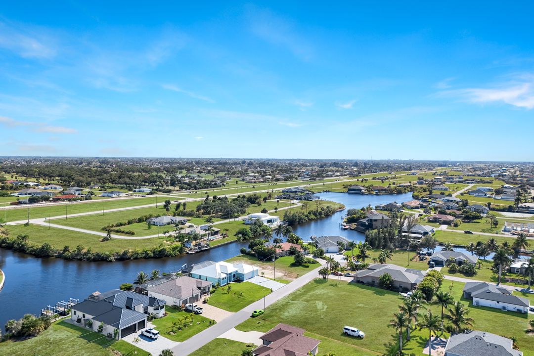 1909 NW 32nd Ct, Cape Coral, FL 33993