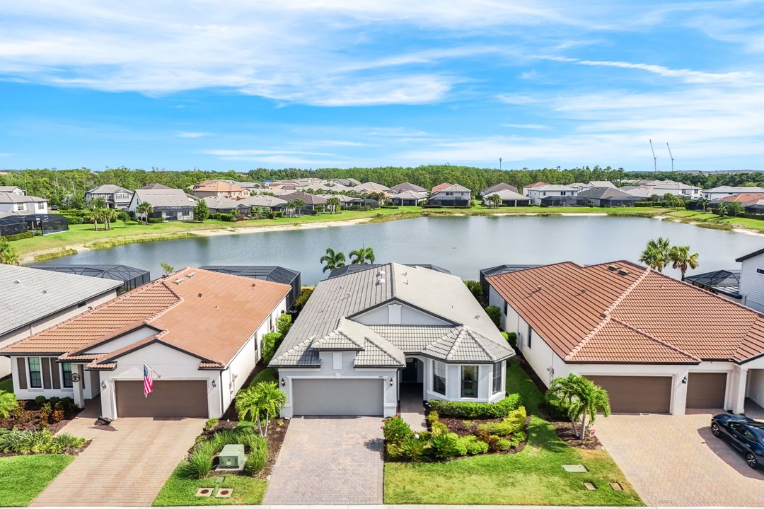 3927 Black Eagle Ln, Fort Myers, FL 33966