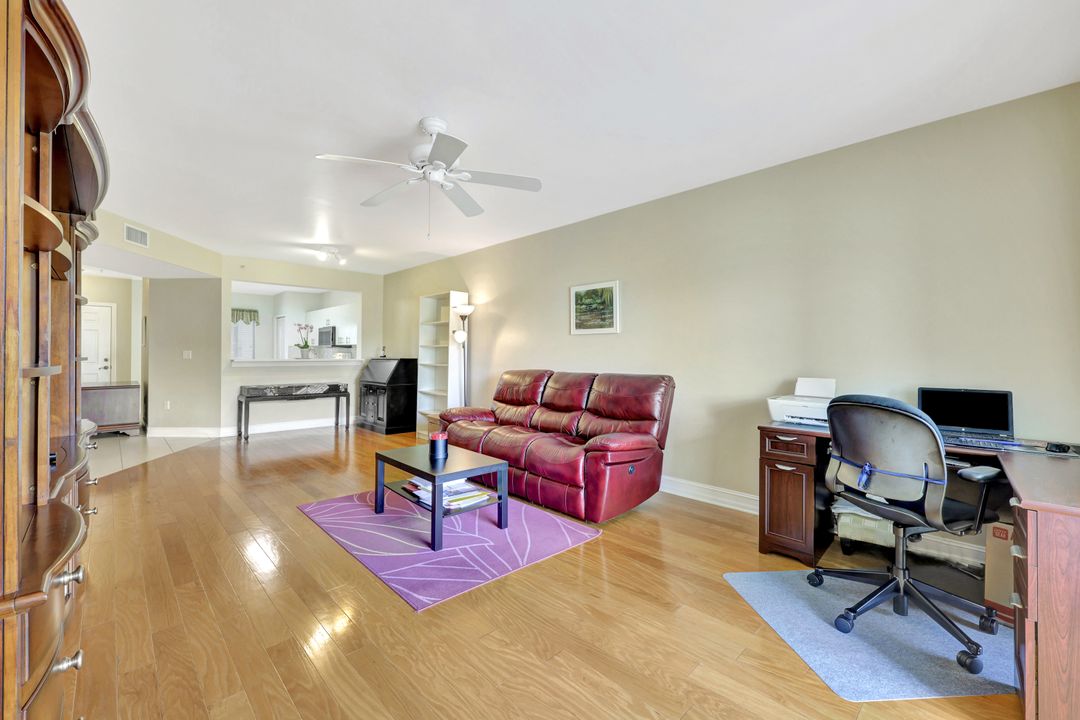 7842 Regal Heron Cir #204, Naples, FL 34104