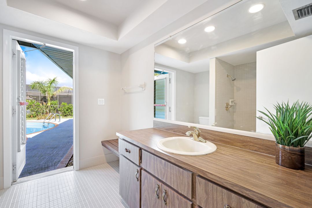 524 SE 36th St, Cape Coral, FL 33904