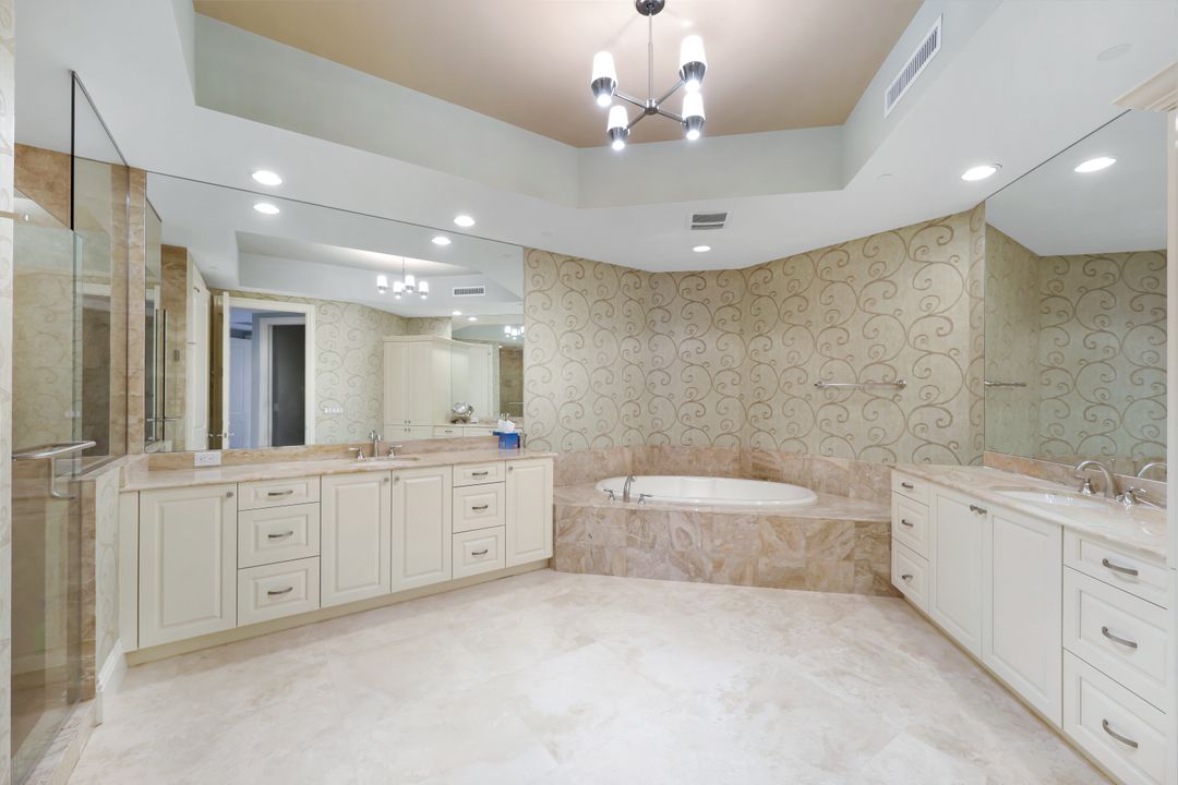 4851 Bonita Bay Blvd, Bonita Springs, FL 34134