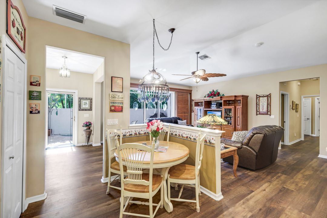 4062 Stow Way, Naples, FL 34116