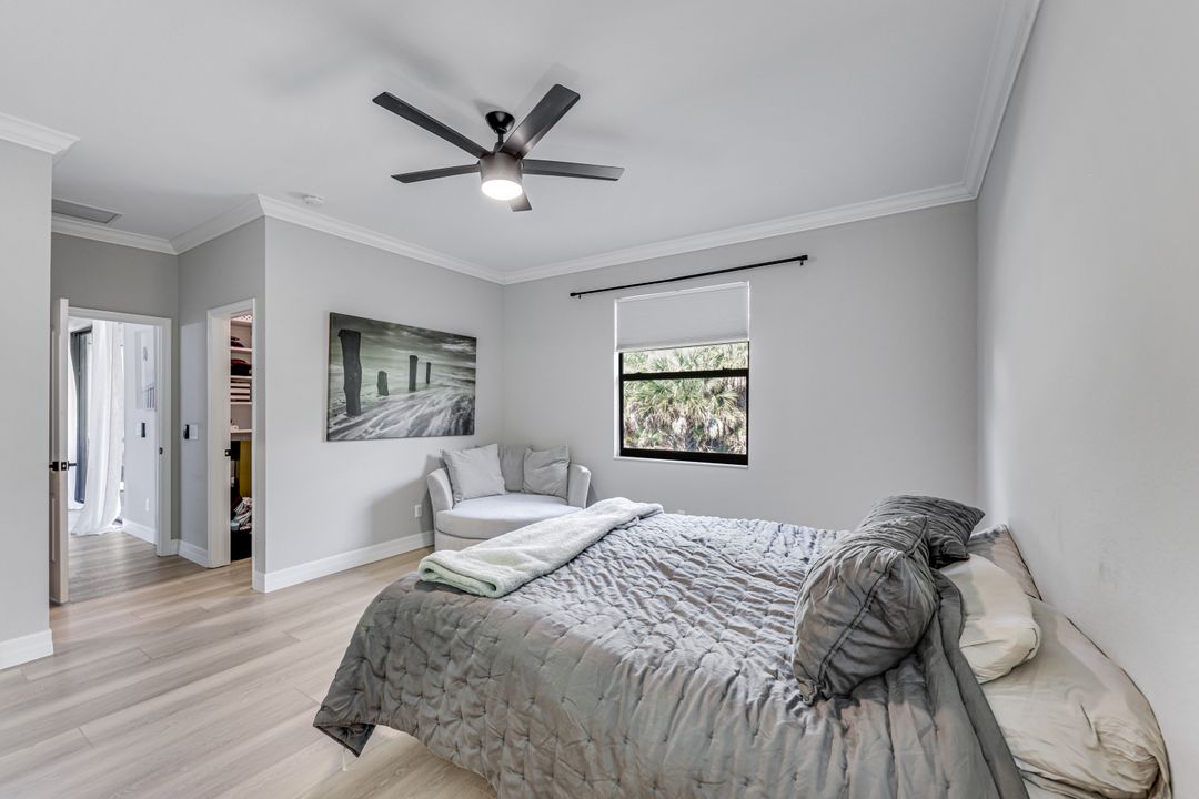 4331 Raffia Palm Cir, Naples, FL 34119