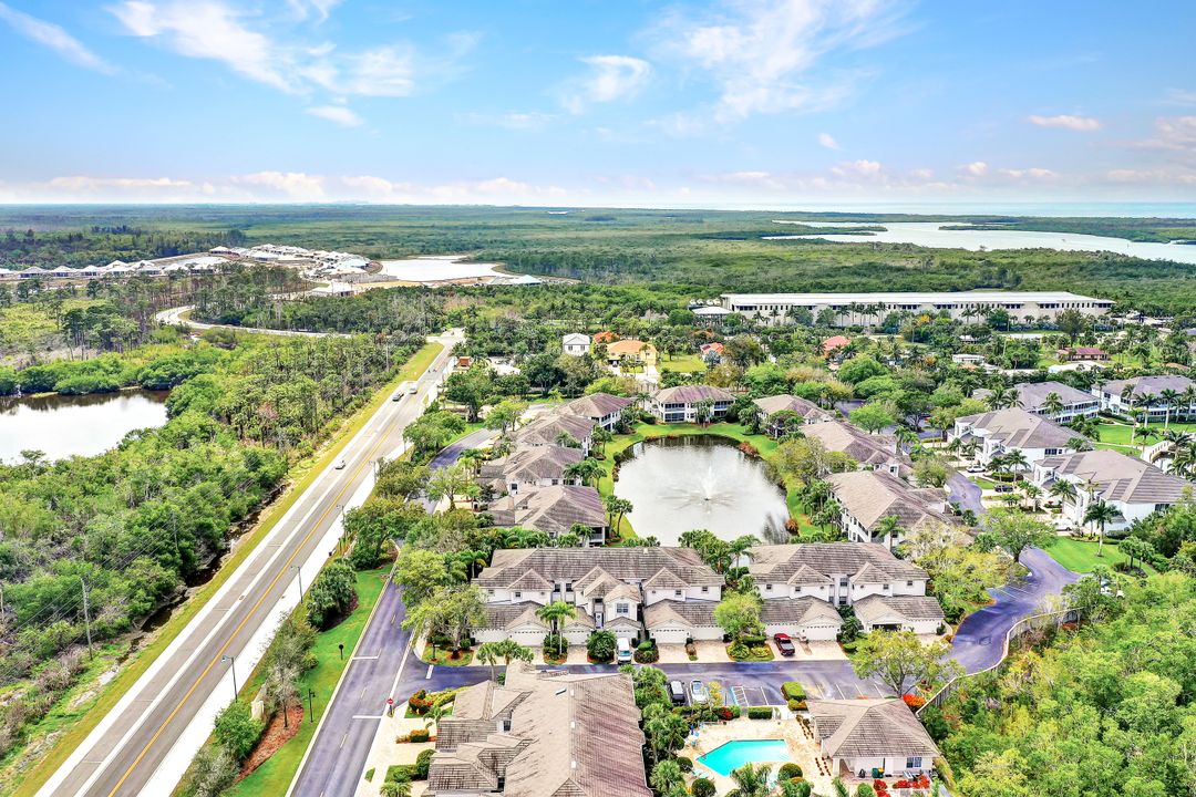 5040 Yacht Harbor Cir #6-201, Naples, FL 34112