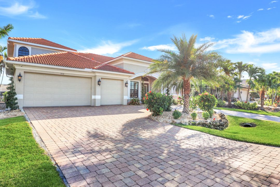 1512 El Dorado Pkwy W, Cape Coral, FL 33914