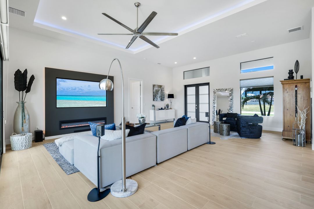 1506 SW 28th St, Cape Coral, FL 33914