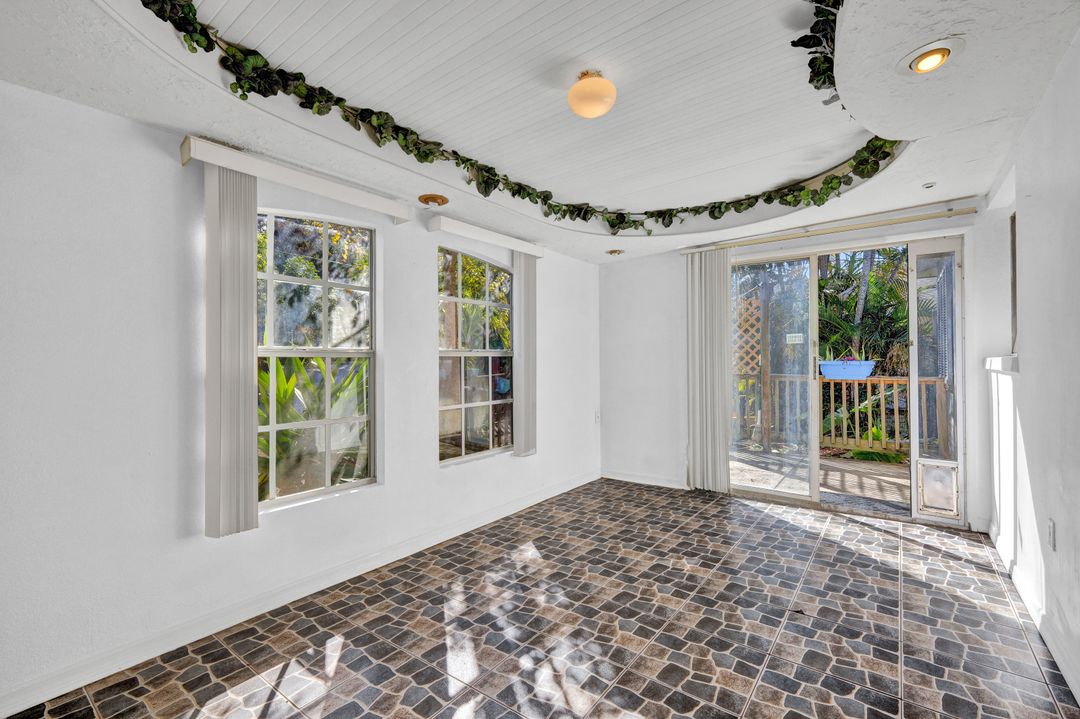 18383 Useppa Rd, Fort Myers, FL 33967