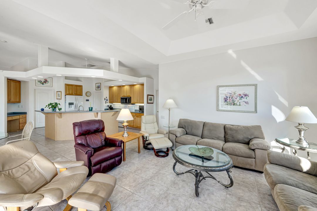 4315 SW 22nd Ct, Cape Coral, FL 33914