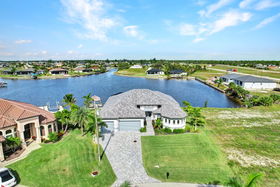 3215 NW 17th Ln, Cape Coral, FL 33993