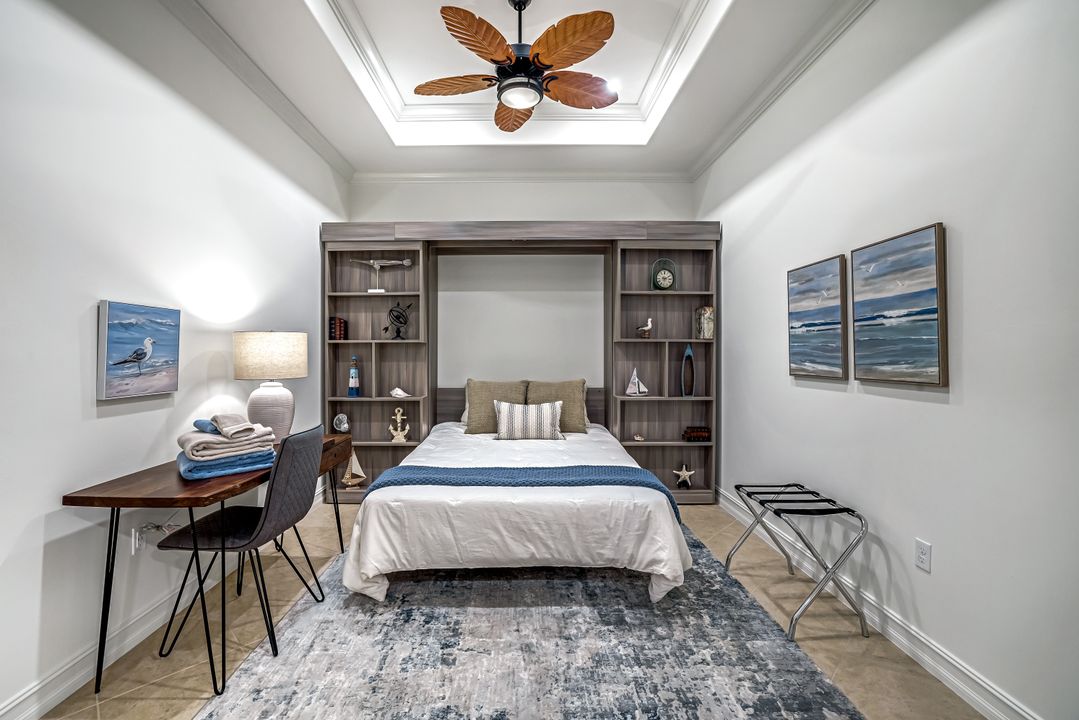 7523 Moorgate Point Way, Naples, FL 34113