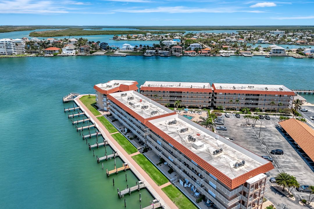 1206 Edington Pl #D-304, Marco Island, FL 34145