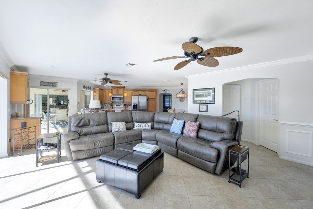 1235 Shenandoah Ct, Marco Island, FL 34145