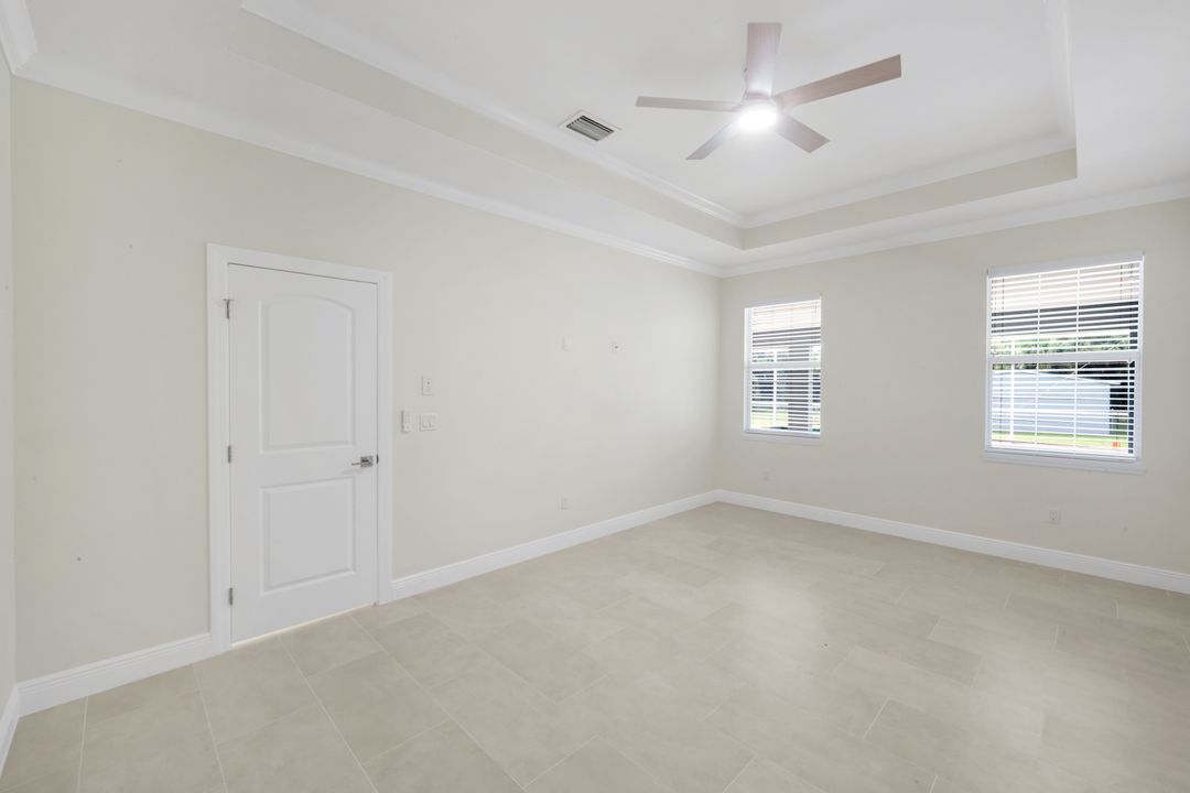 2180 12th Ave NE, Naples, FL 34120