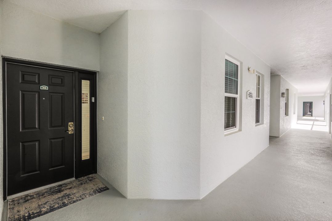 3960 Loblolly Bay Dr #304, Naples, FL 34114