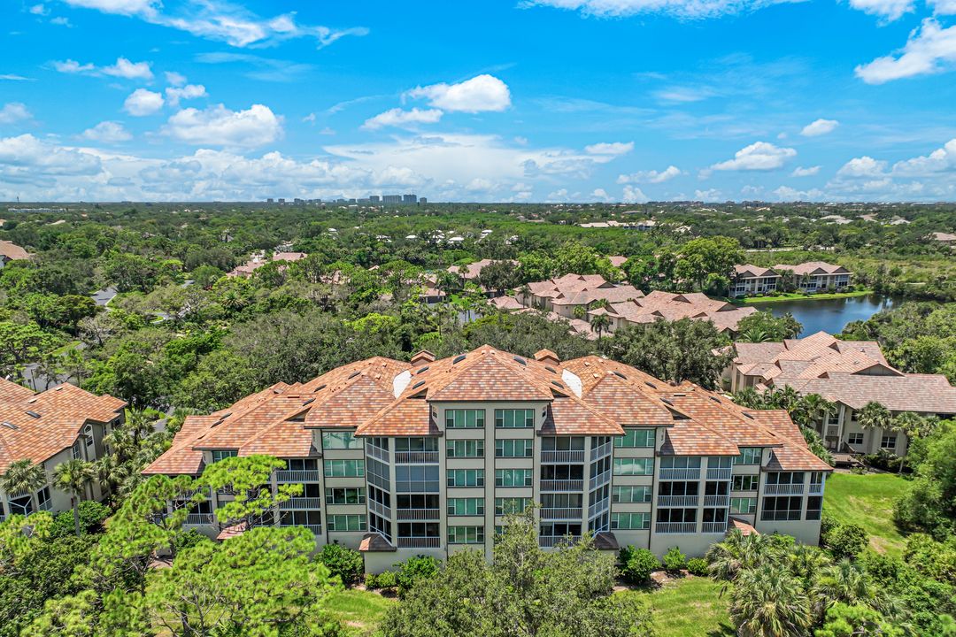 26880 Wedgewood Dr #305, Bonita Springs, FL 34134