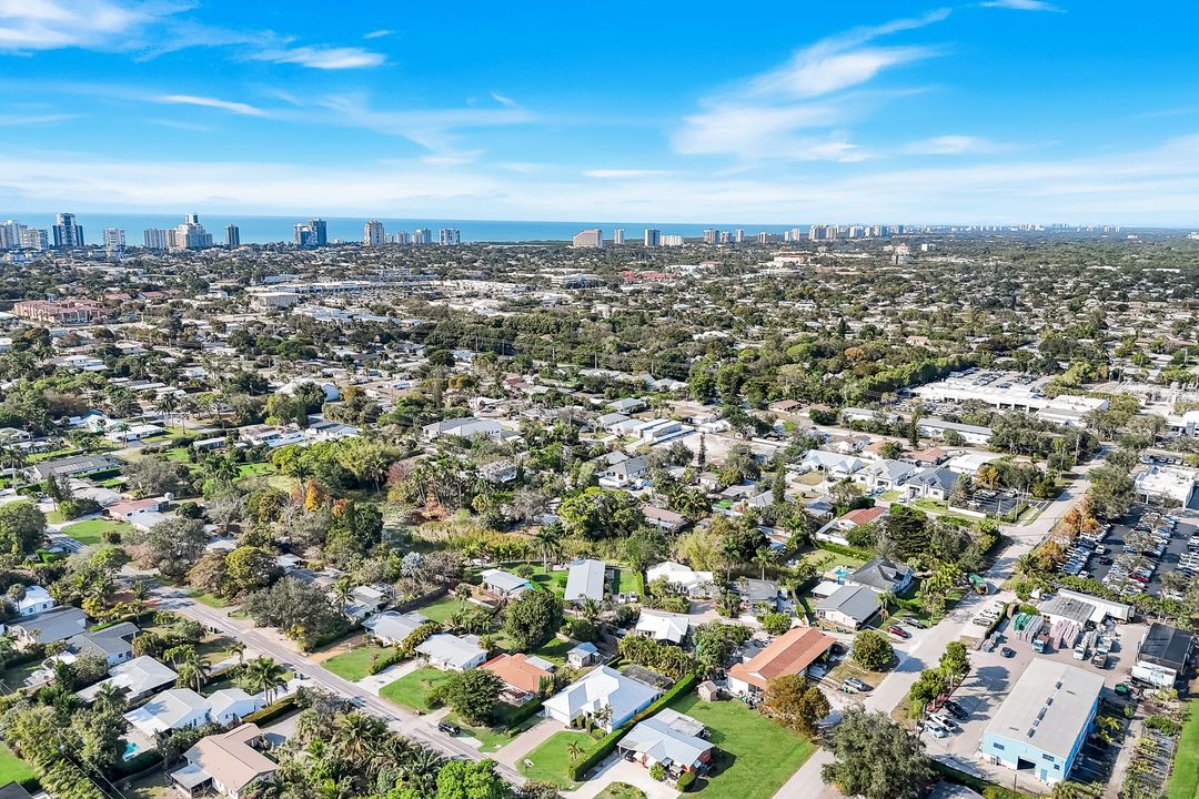 1371 Michigan Ave, Naples, FL 34103