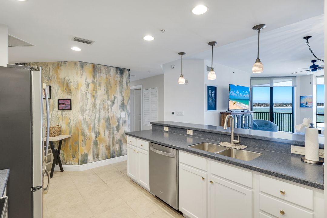 5781 Cape Harbour Dr  #1108, Cape Coral, FL 33914