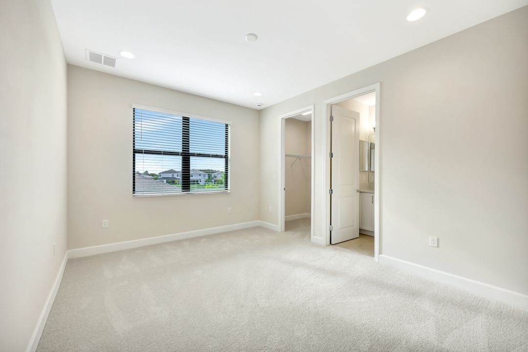 12674 Caballo Ct, Estero, FL 33928