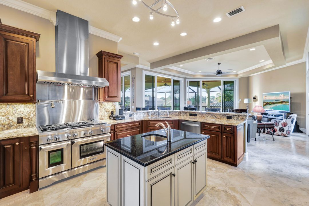 4806 Regal Dr, Bonita Springs, FL 34134