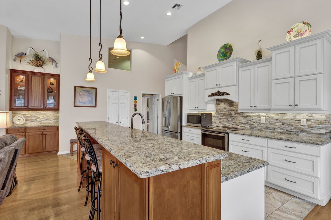 16526 Heron Coach Way, Fort Myers, FL 33908