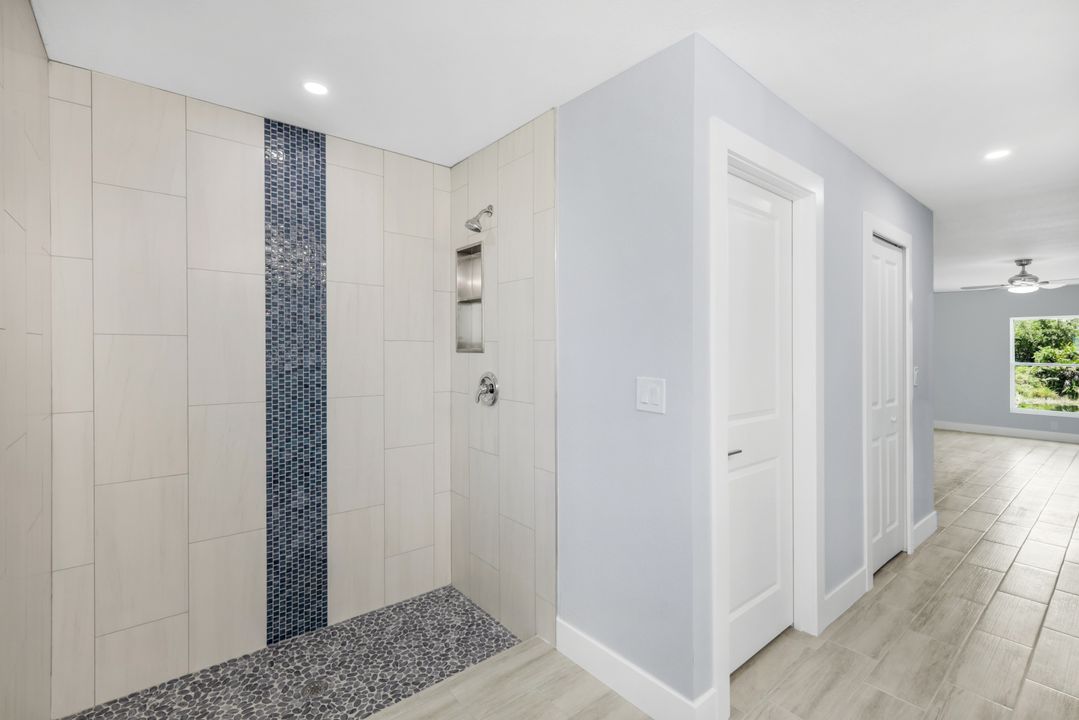2018 NE 33rd Ln, Cape Coral, FL 33909