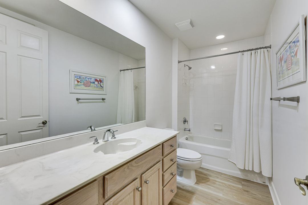 6029 Trophy Dr #301, Naples, FL 34110