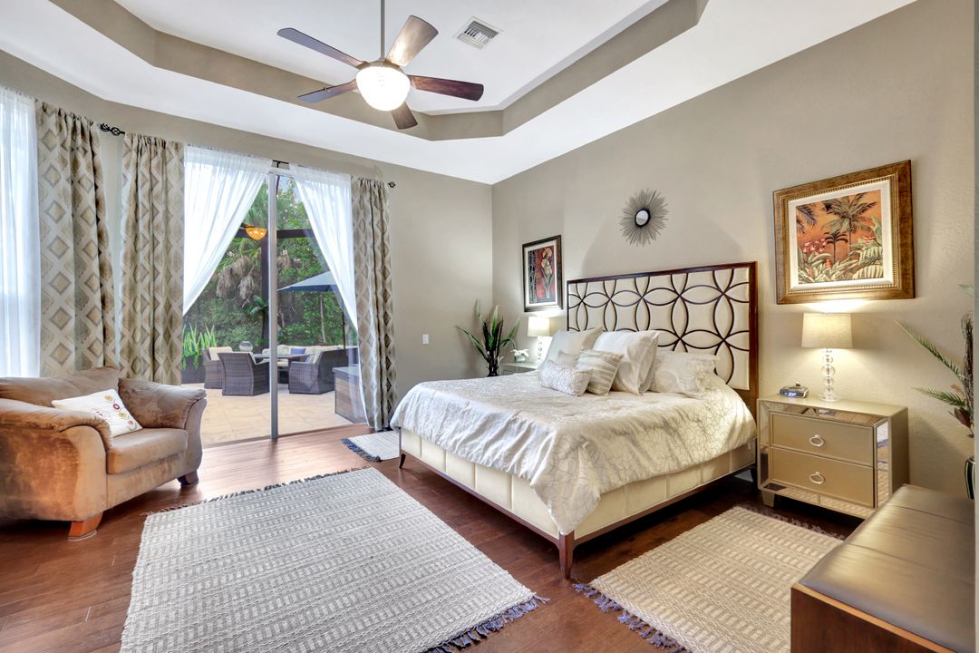 1282 Via Portofino, Naples, FL 34108