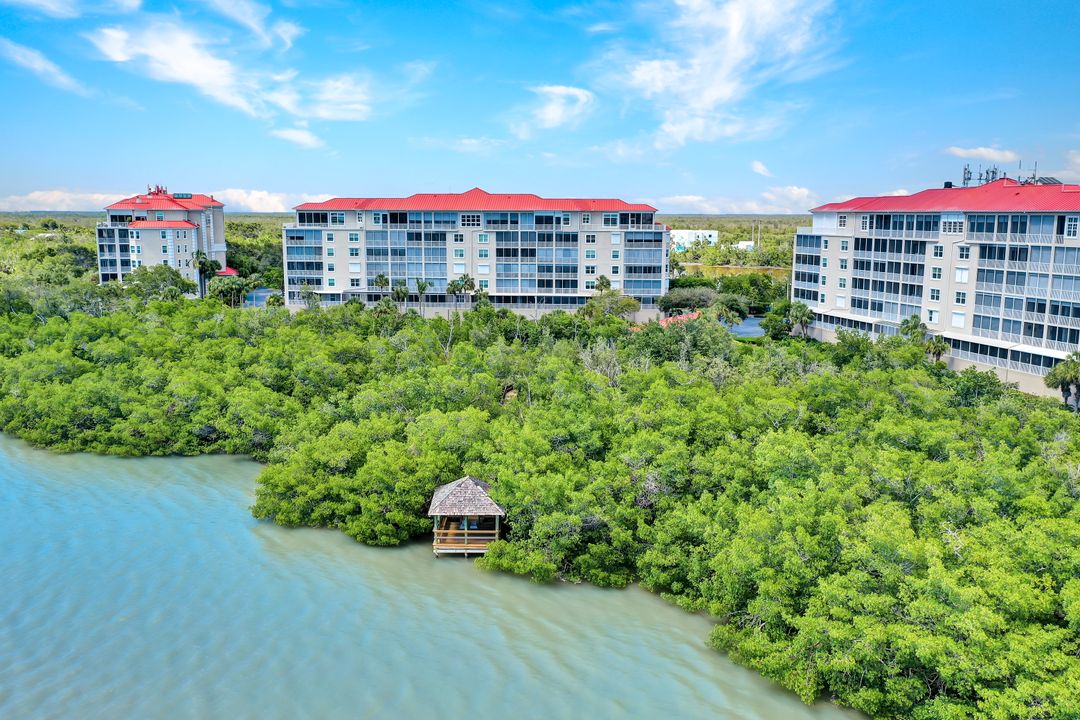 337 Vintage Bay Dr #D1, Marco Island, FL 34145