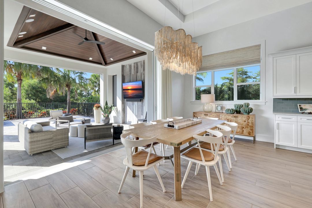 3344 Kumamoto Ln, Naples, FL 34114